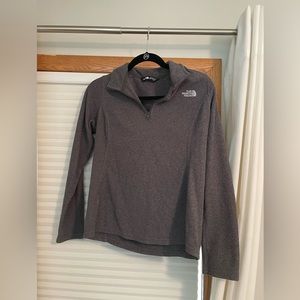 North face quarter zip fleece, very soft, good condition, women’s small